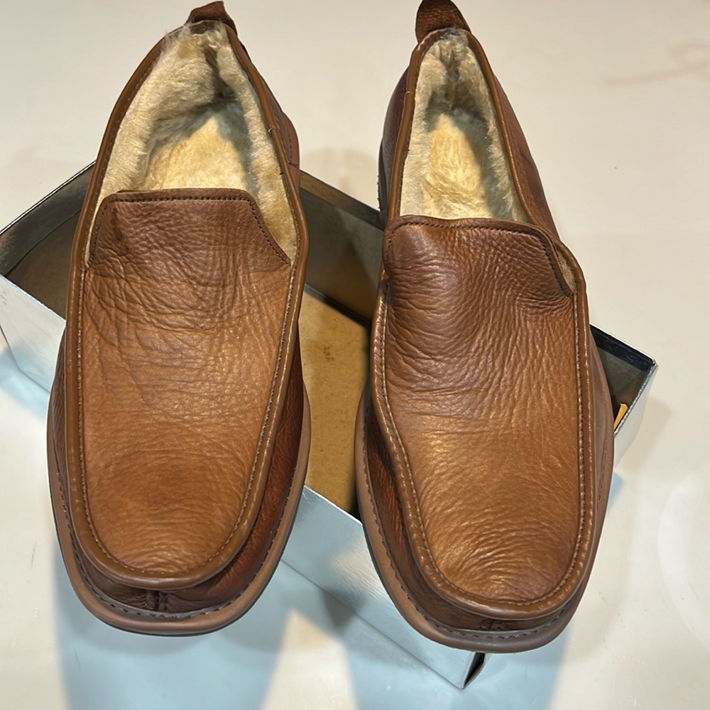 Deerskin loafer slippers size 13